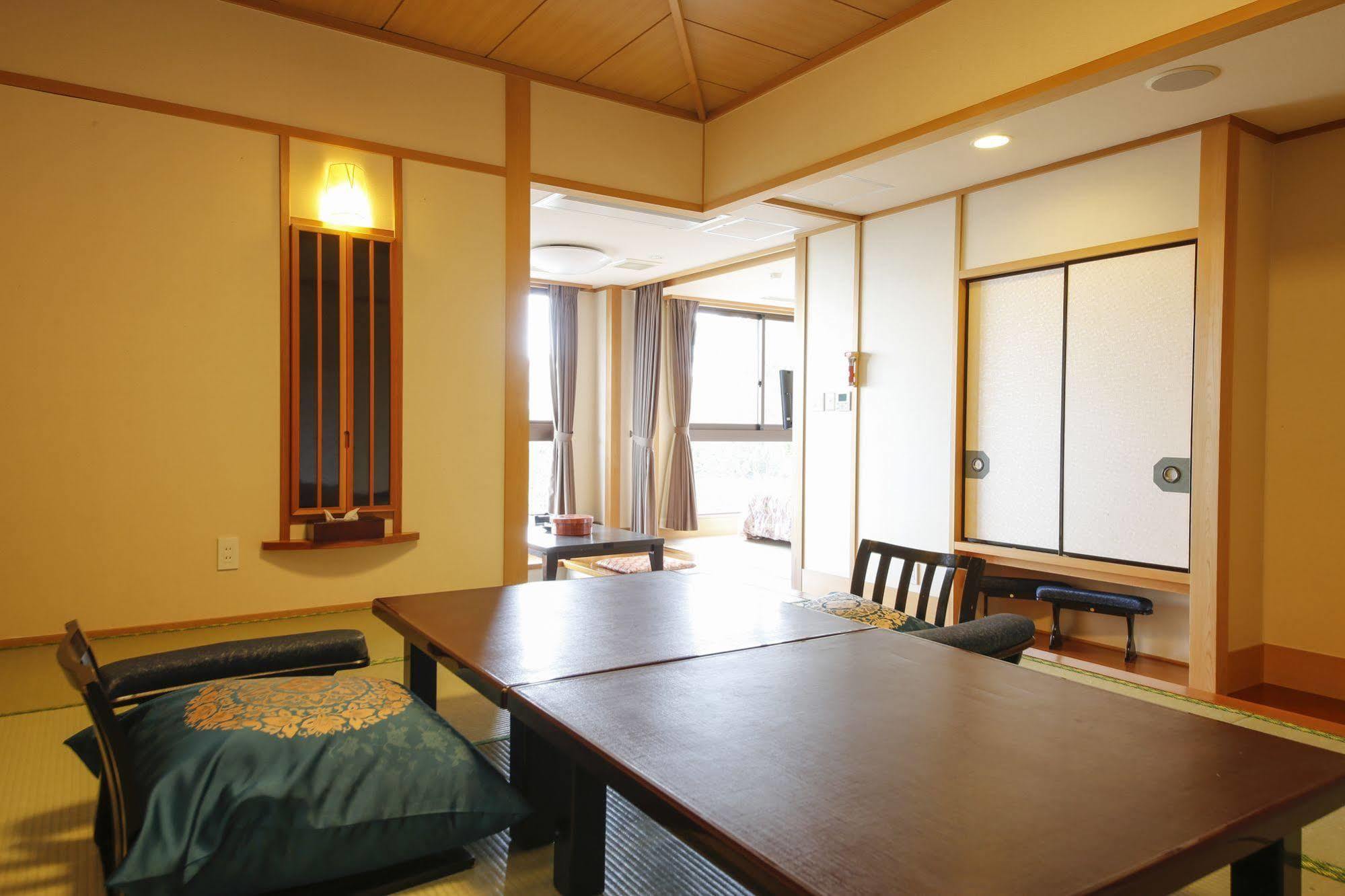 Resort Hills Toyohama Soranokaze Тоба Екстериор снимка